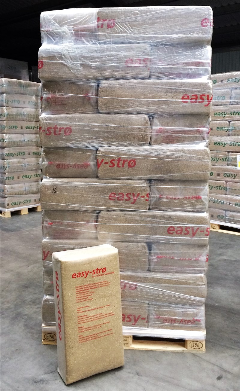 easy-strø+ pallet with 30 bales